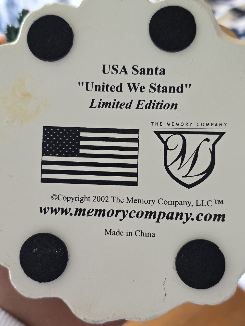 Patriotic Santa Figurine United We Stand - Picture 2 of 7